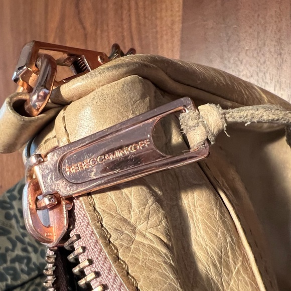 REBECCA MINKOFF BAG - Picture 3 of 7